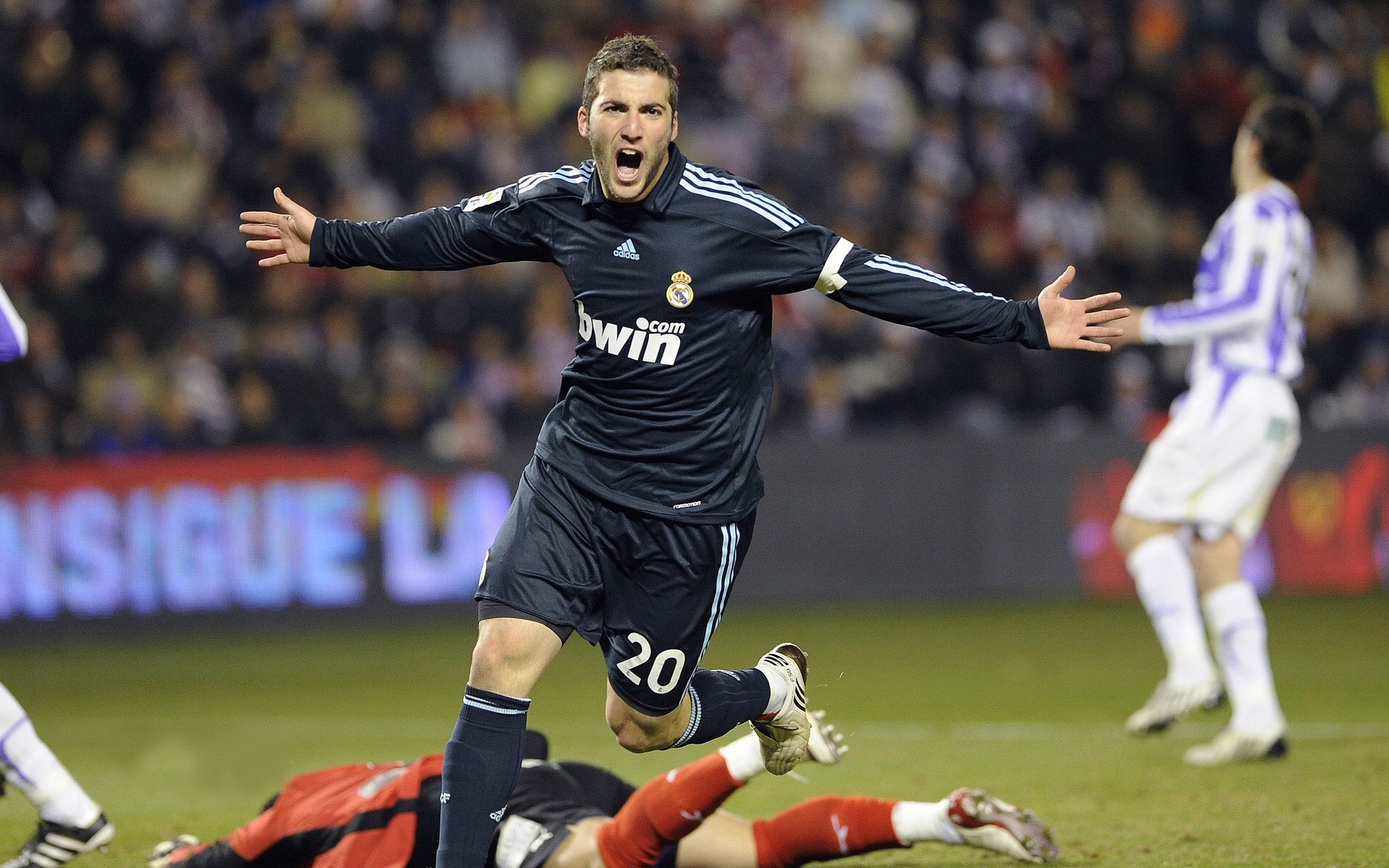 kaiyun sports-亚历山大·萨尔(Alex Sarr)被华盛顿奇才队选中,亚历山大冈萨雷斯